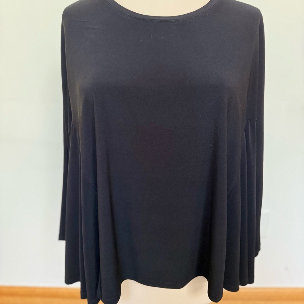 I.C. By Connie K Classic Black Top #111